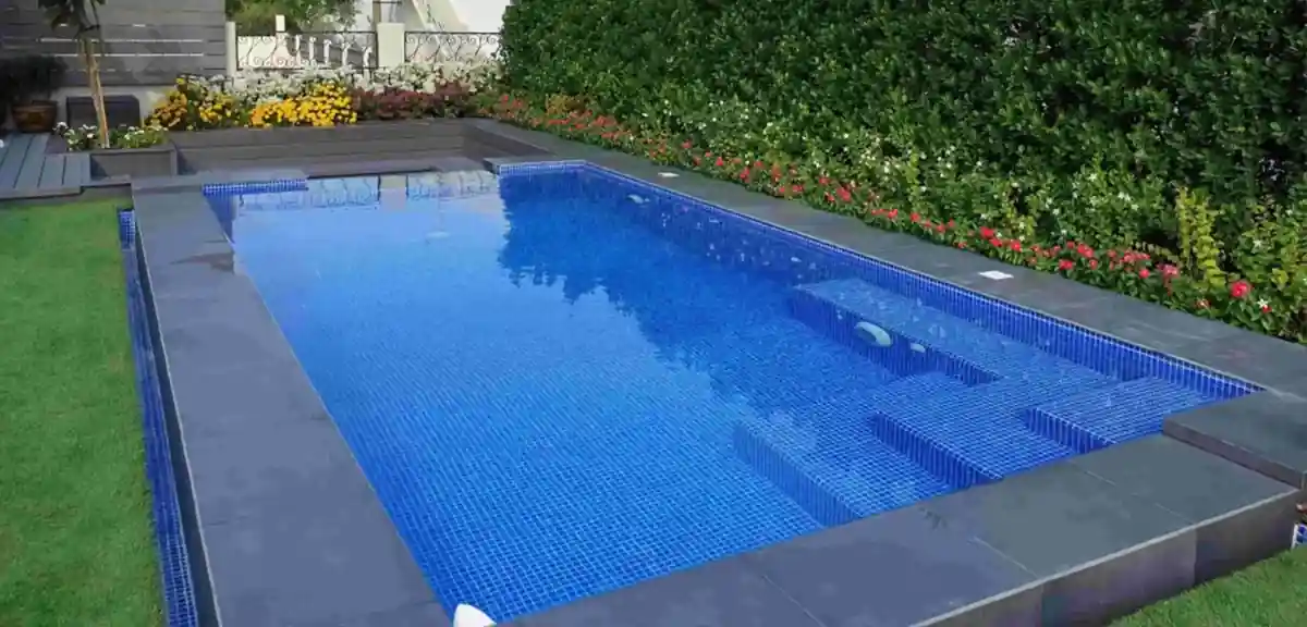 pool-closeup-furjan-abdullah-villa